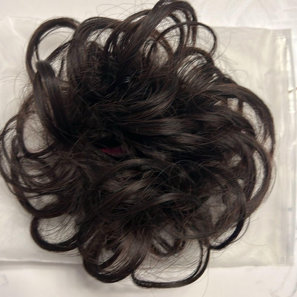 Womens messy bun in black - Picture 2 of 8